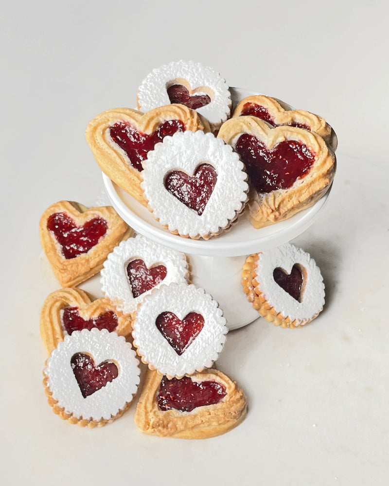 Valentine Linzer Cookies