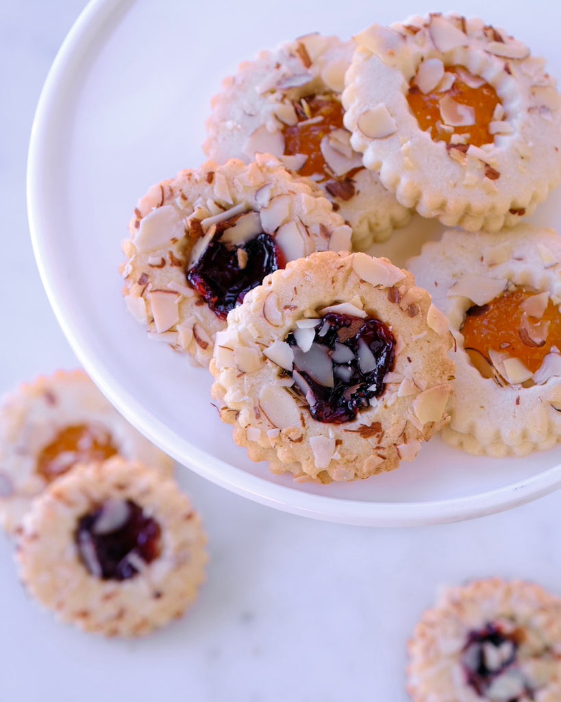 Linzerli Linzer Cookies – The Solvang Bakery