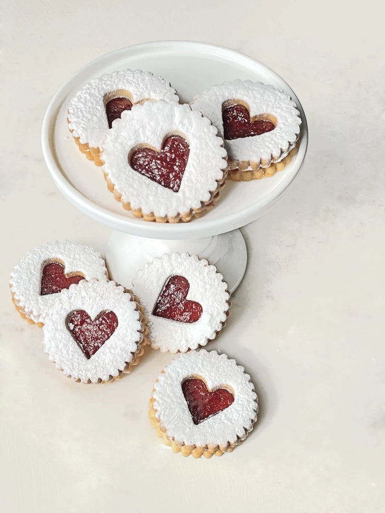 Valentine Linzer Cookies