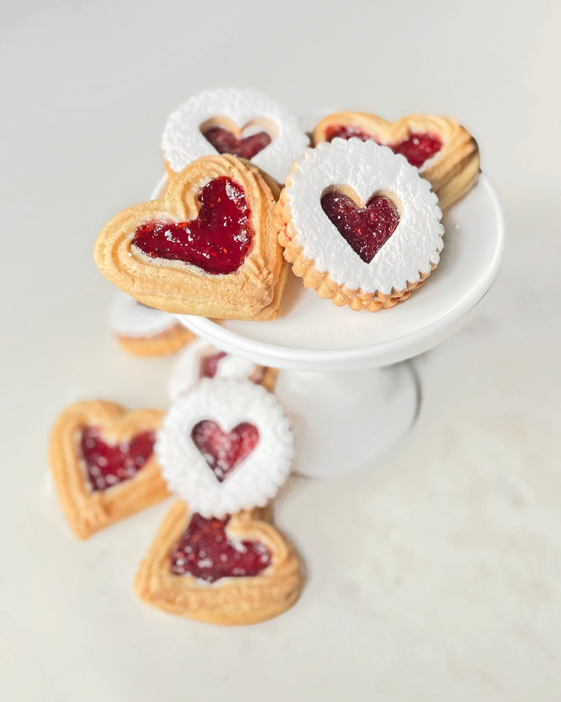 Valentine Linzer Cookies